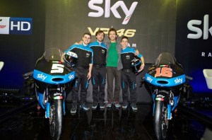 rossi presentasikan tim moto3 untuk musim 2015
